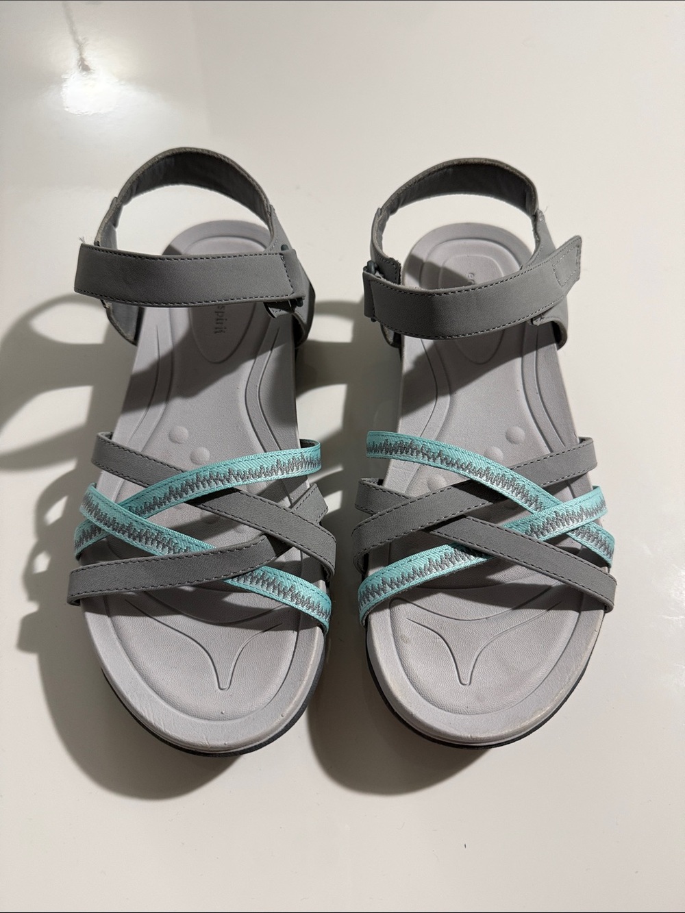 Easy Spirit Women's Edine Casual Slip-on Flat
Sandals Sz 8